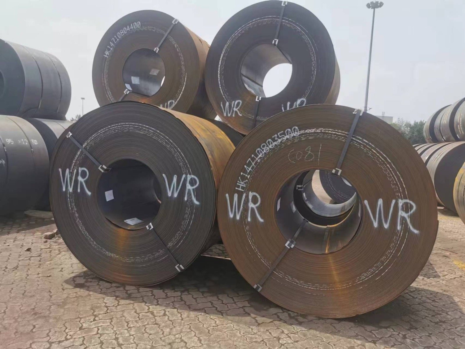 WR hot rolled steel coils