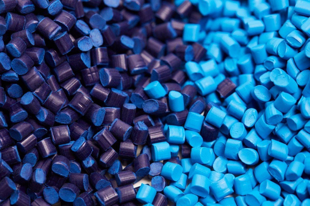Plastic polymer granules